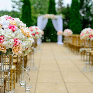 The Ultimate Guide to Picking Your Perfect Wedding Flowers